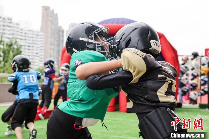 本地大型体育盛事在沪开幕：第四届市民运动会