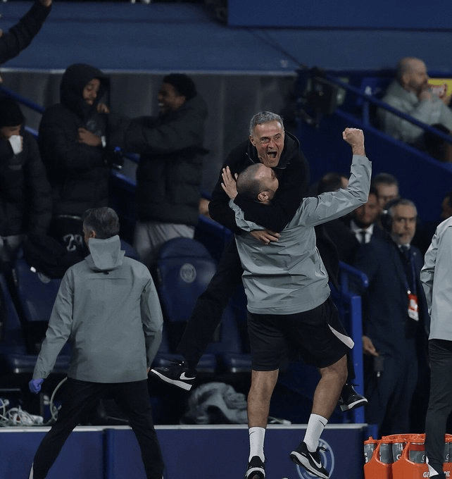 巴黎圣日耳曼欧冠逆转切尔西 恩里克：反击战术