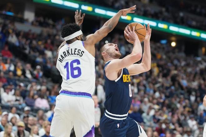 掘金逆转爵士豪取三连胜 约基奇穆雷助攻里程碑