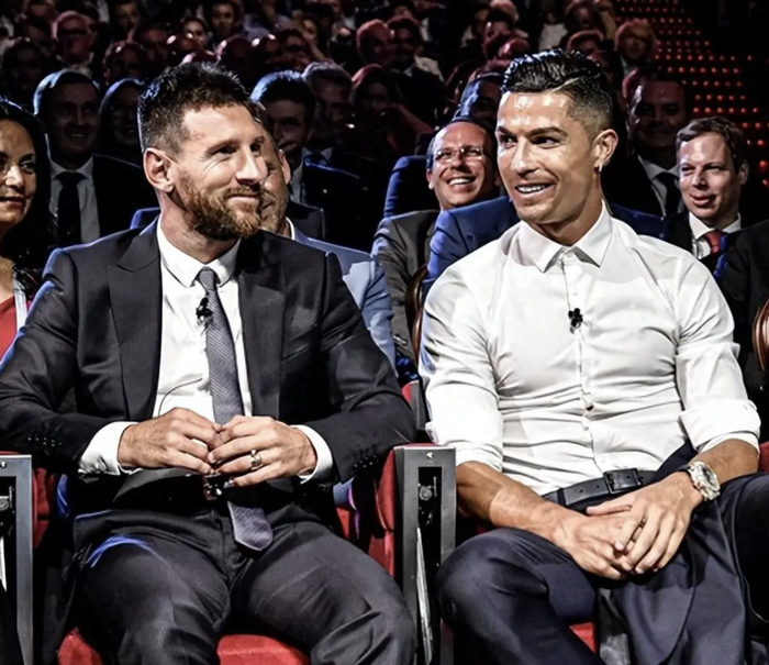 范晓冬直言梅西C罗人品存疑，内马尔或成金球奖